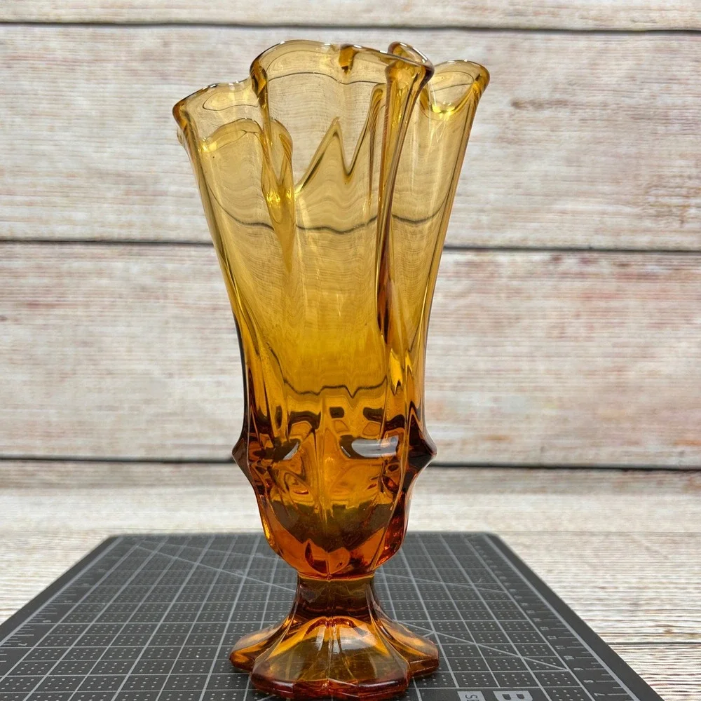 Vintage Amber Swung Glass Vase Ruffled‎ Handkerchief Rim Mid Century Modern 7in